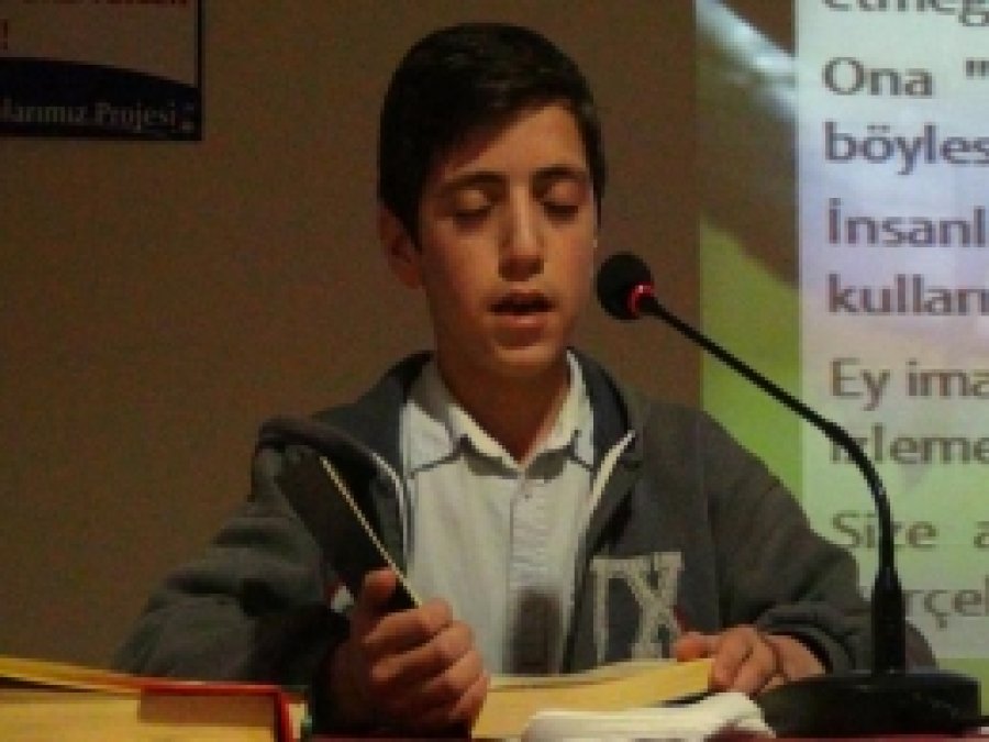 Bingöl'de Kuran ve Ezanı Güzel Okuma Yarışması Yapıldı 