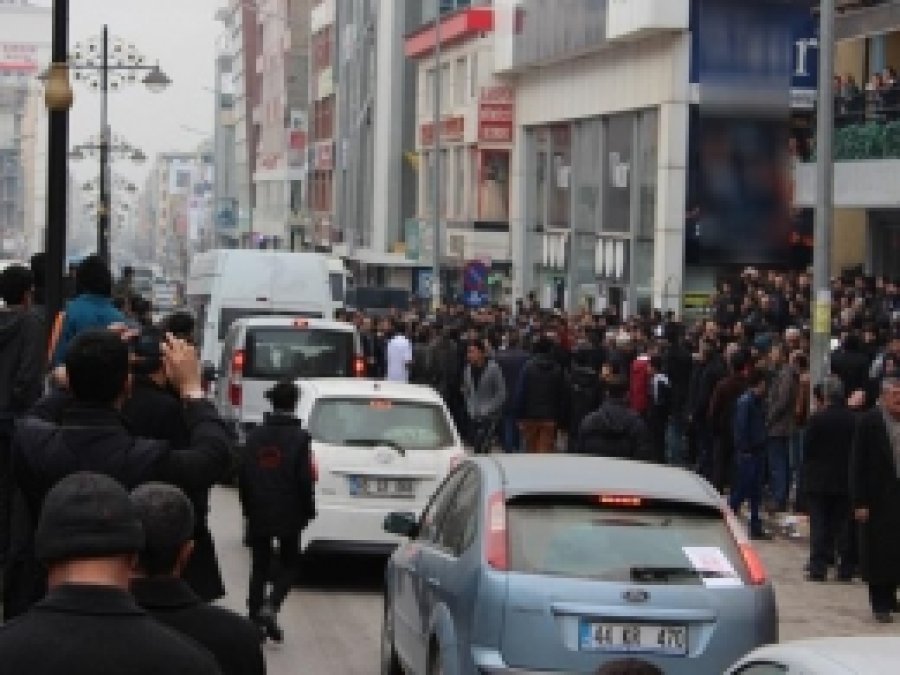 'Kadınlara Eli Kalkanların Bu Toplumda Yeri Yoktur'