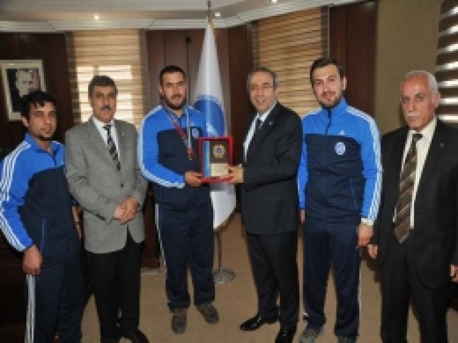YYÜ Sporcularından Bir Başarı Daha 