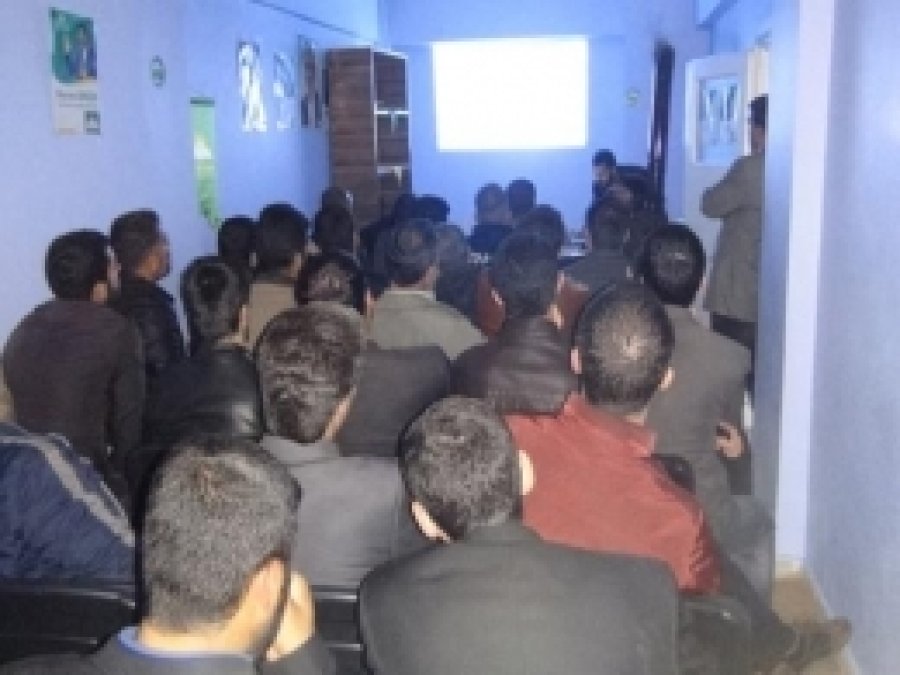 Genç İlçesinde HÜDA PAR'dan Sandık Müşahitlerine Seminer