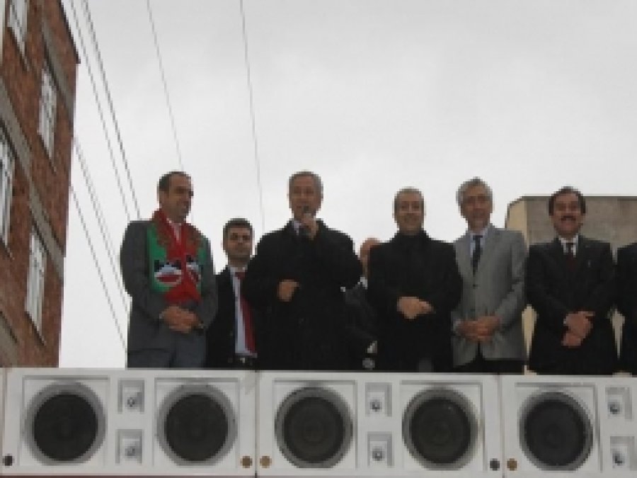 Arınç,'Bismil Tarihi Olan Dindar ve Namuslu Bir İlçedir'