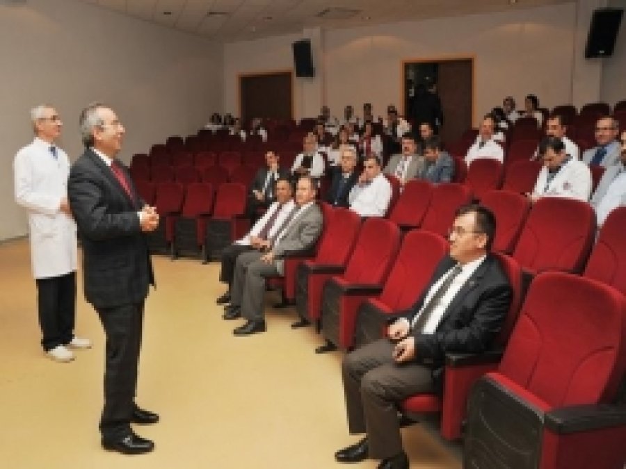 YYÜ'de Dünya Tıp Bayramı Etkinliği Düzenlendi 