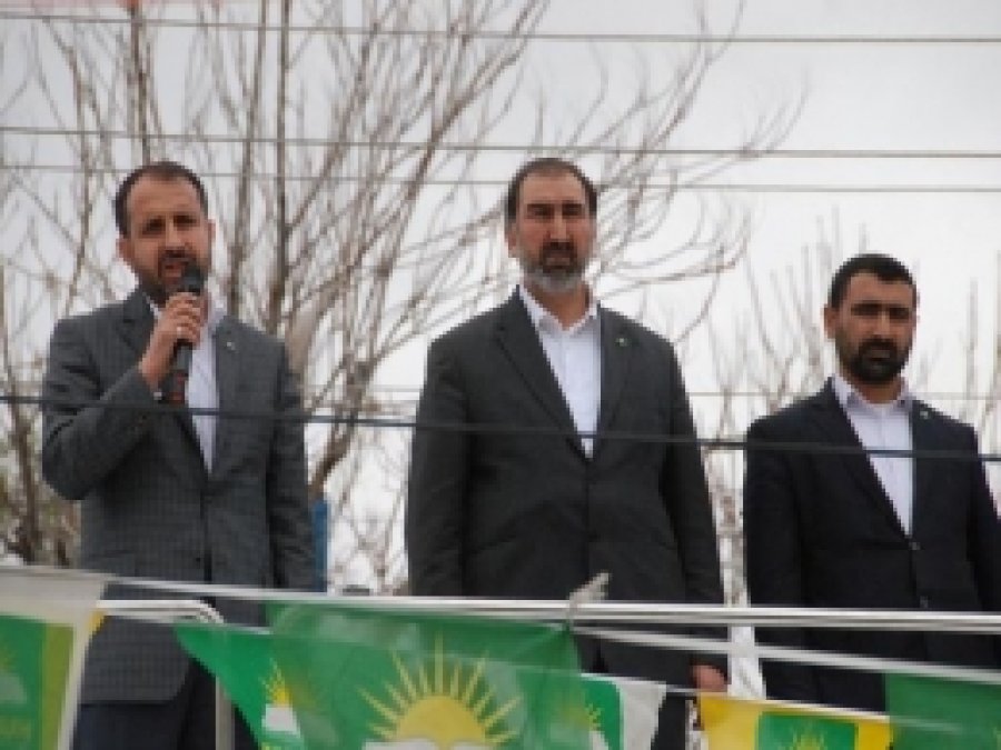 Şahin: Oylarınızı Ahlaksız ve Hırsızlara Teslim Etmeyin 