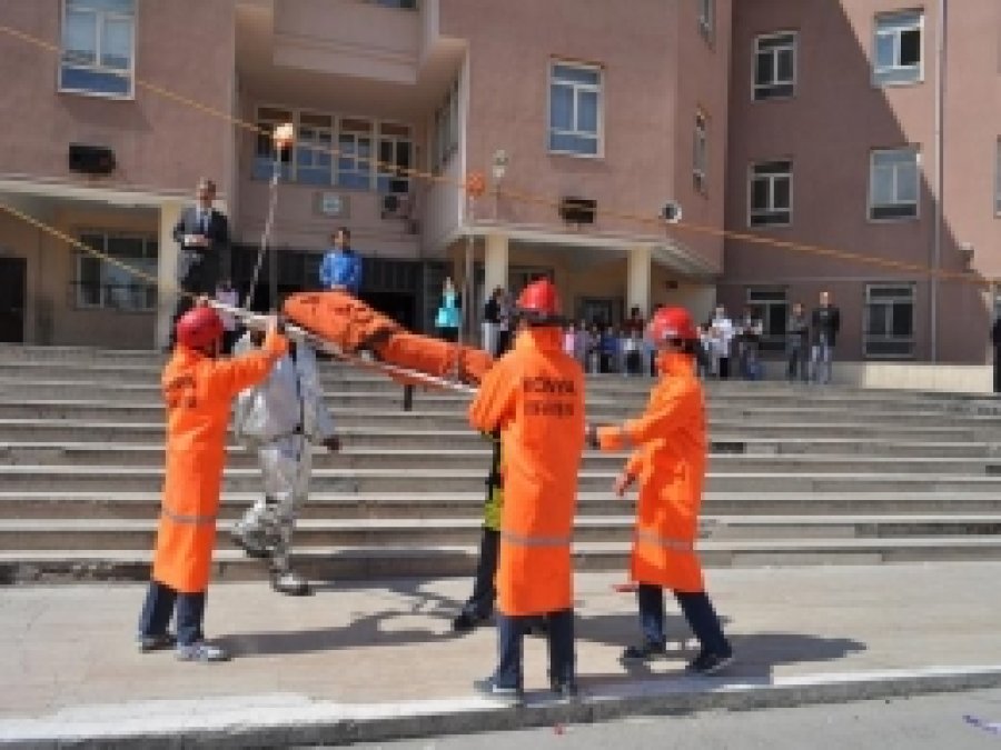 İmam Hatipte Yangın Tatbikatı 