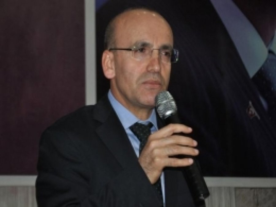 Bakan Şimşek: Türkiye'de Yapılan Oyunu Bozmamız Lazım 