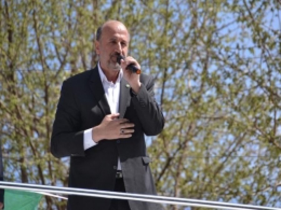 'Dünya ve Ahiretinizi Mamur Edecek Adayları Seçin'