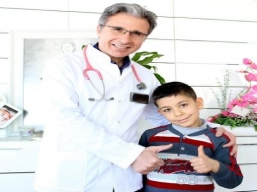 Hastalıkla Doğdu, 8 Yaşında Sağlığına Kavuştu 