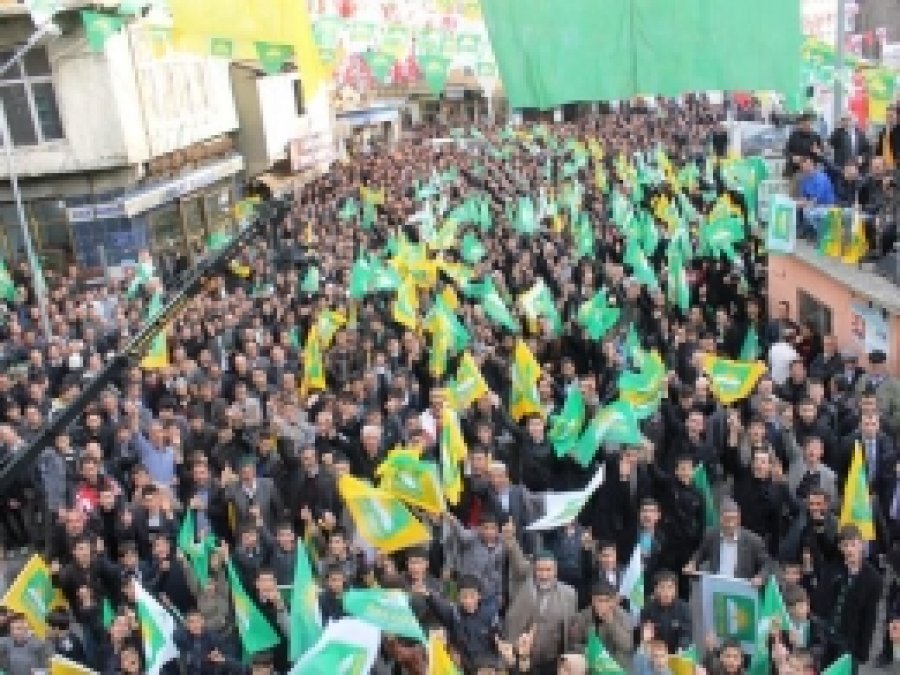 HÜDA PAR Bitlis Mitinge Hazırlanıyor