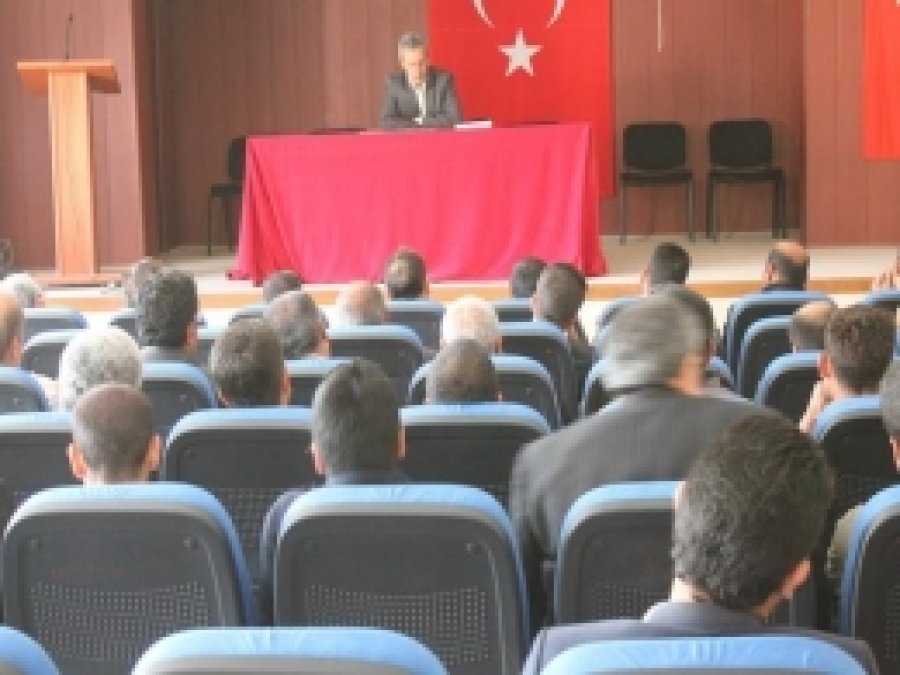 Kızıltepe'de Arı Yetiştirici Kursu Veriliyor