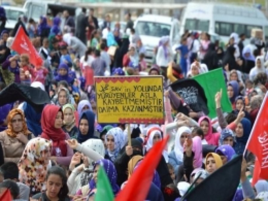''Onun Ahlakı Kur'an'dı''