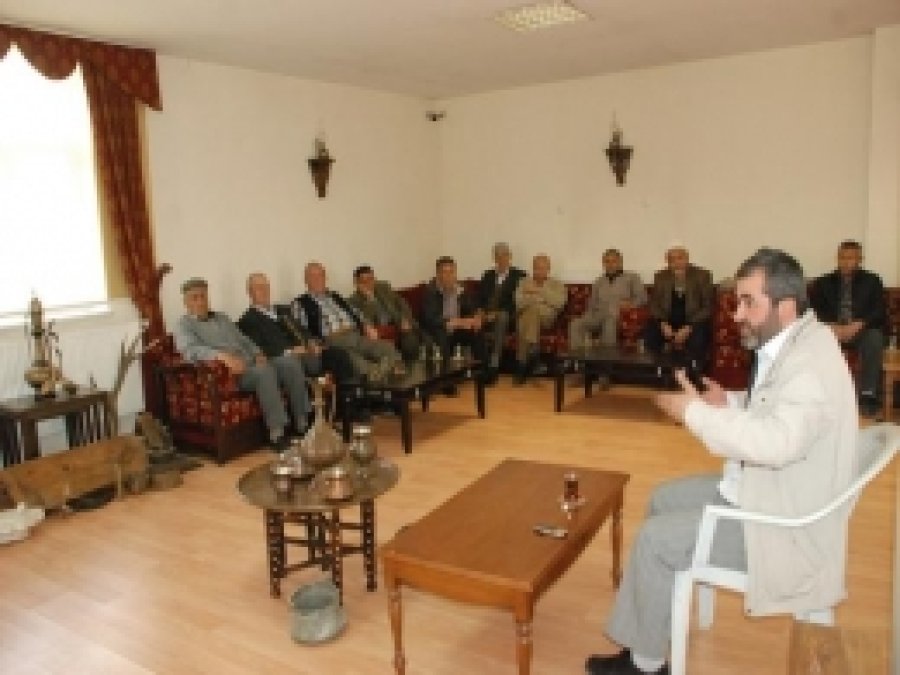 Kutlu Doğum Haftası'nda Emekliler Bir Araya Geldi