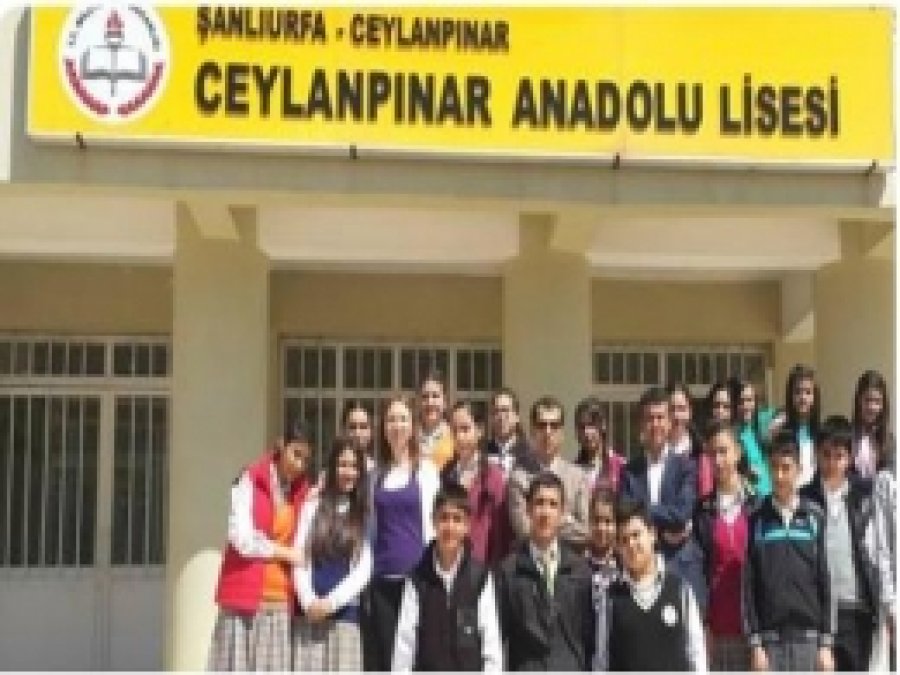 Ceylanpınar'da 201 Öğrenciye Tablet Verildi