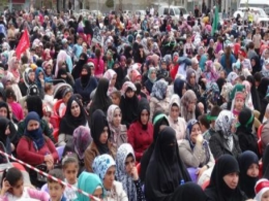"O'nun Doğumuyla Bahar Geldi"