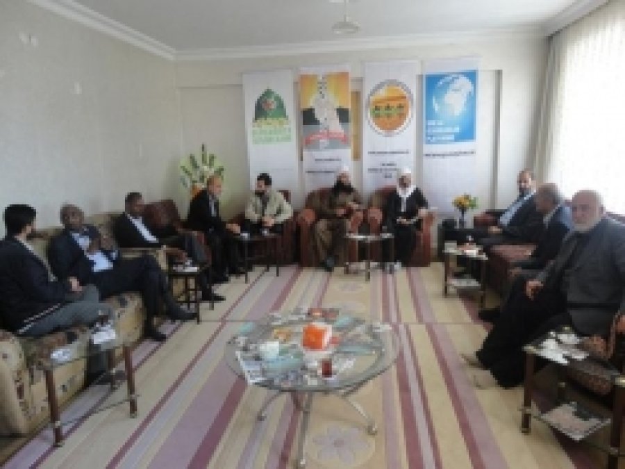 Kutlu Doğum'a Gelen Misafirlerden STK'lara Ziyaret 
