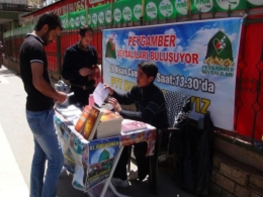 Bingöl'de  'Kutlu Doğum' Standı Açıldı 