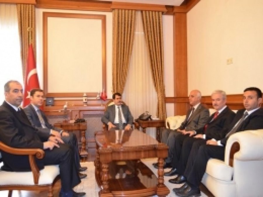 TÜİK Yöneticilerinden Malatya Valisine Ziyaret 