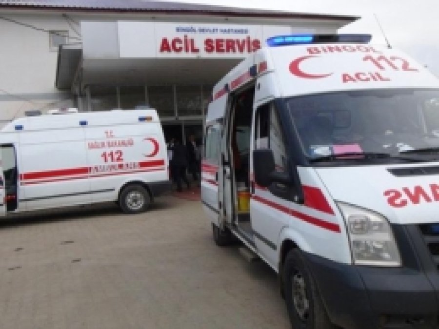 Taziye Evine Bıçaklı Saldırı: 3'ü Ağır 7 Yaralı  