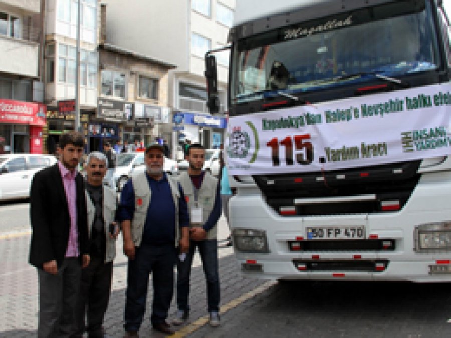 Nevşehir’den Suriye’ye 115. Yardım Tırı Gönderildi