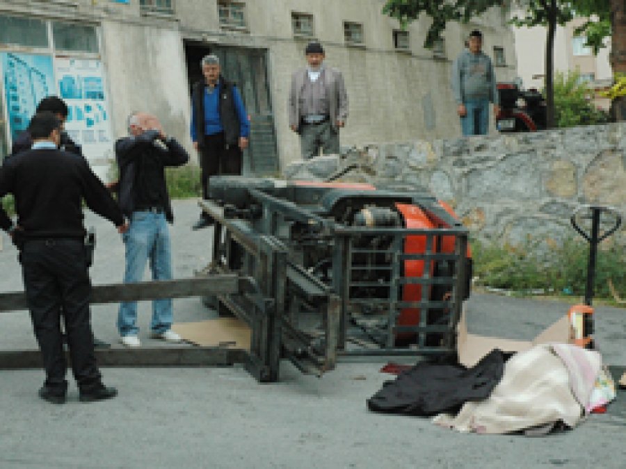 Pendik'te Forklift Kazası: 1 Ölü