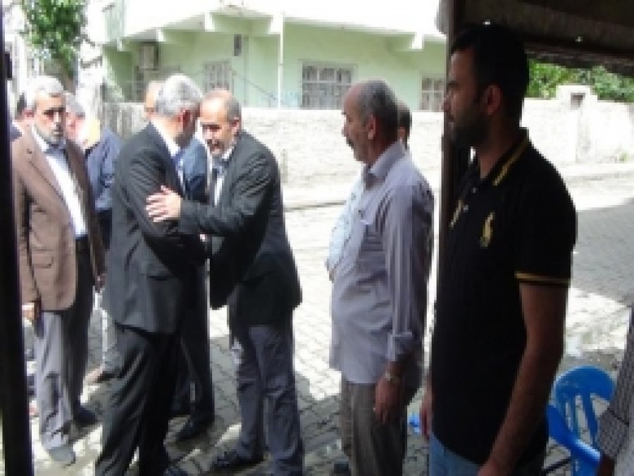 Yapıcıoğlu, Batman'da Taziye Ziyaretinde Bulundu 