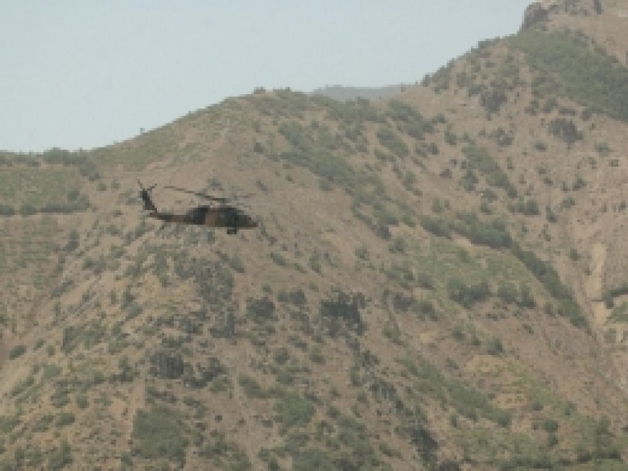 PKK'liler Helikoptere Ateş Açtı 