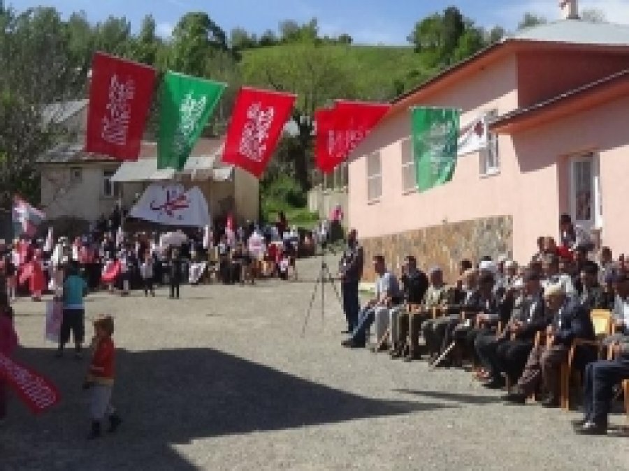 'Ashab Kur'ana Nasıl Sahip Çıktıysa Biz de Öyle Sahip Çıkalım'