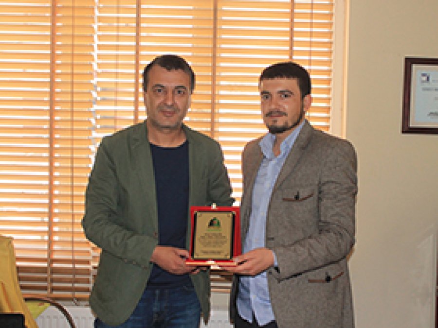 Kütahya'daki Kutlu Doğum Etkinliğine Destek Verenlere Plaket  