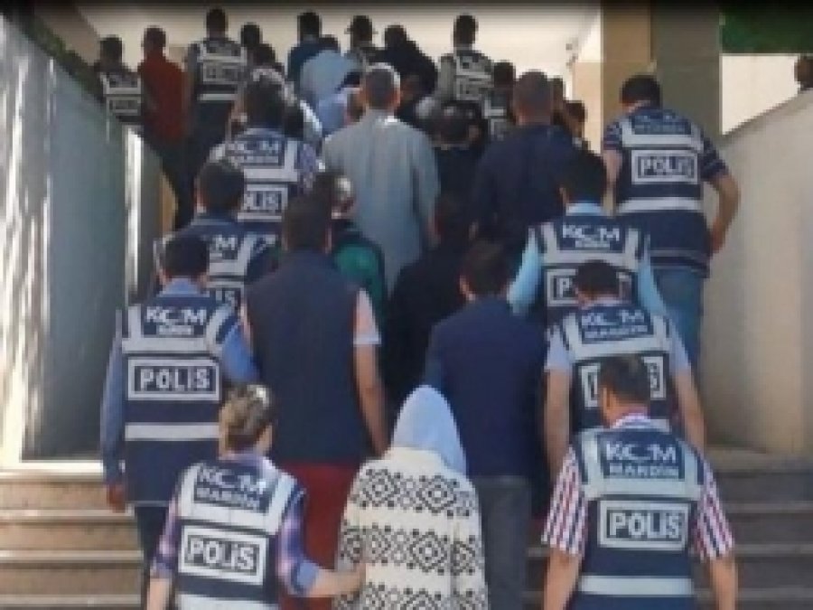Lüks Otomobil Baskınlarında 6 Tutuklama  