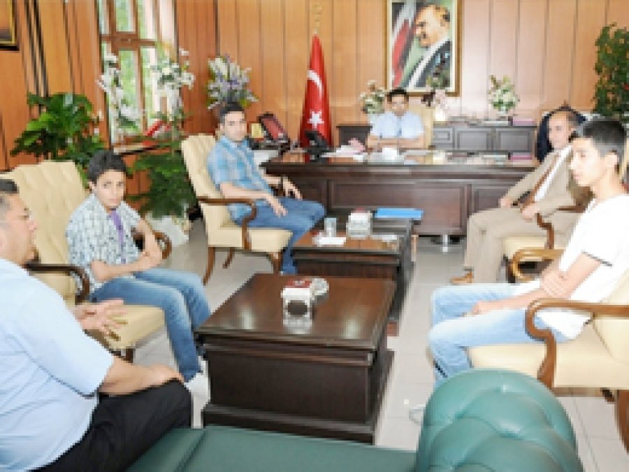 Türkiye Birincileri Batman MEM'i Ziyaret Etti 