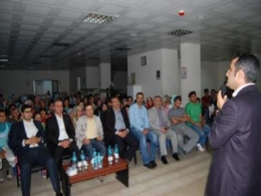 Batman'da Ailede Huzur ve Mutluluk Konferansı 