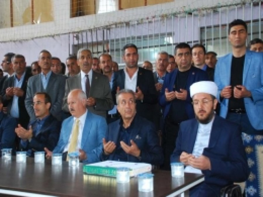 Aralarında Kan Davası Olan Bir Aile Daha Barıştı 
