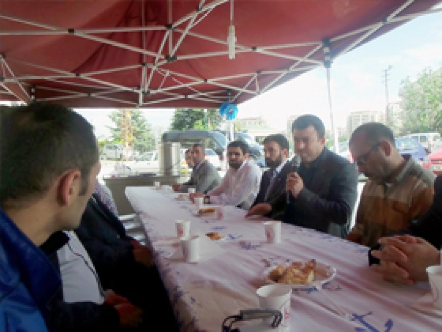 HÜDA PAR'dan Şehid Uğur'un Ailesine Taziye Ziyareti