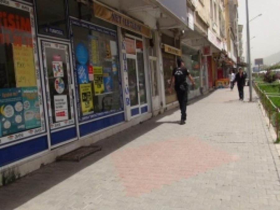Norşin Esnafı Kepenk Açmadı