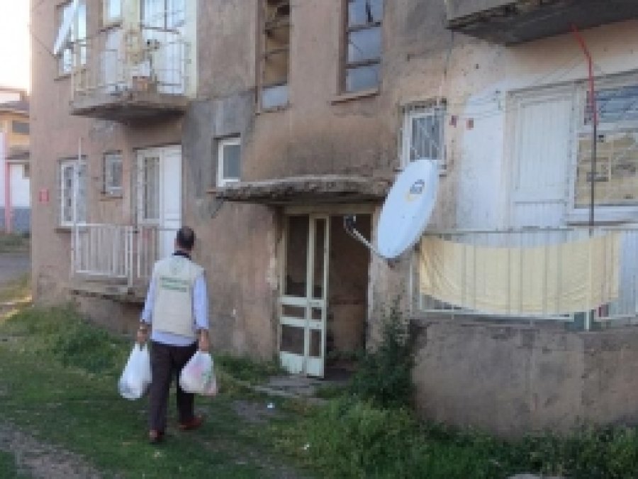 Merhamet Eli Derneğinden 59 Aileye Yarım Eli