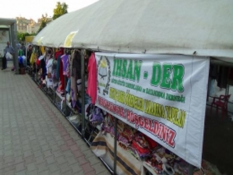 İhsan-Der'den Öğrenciler Yararına Kermes