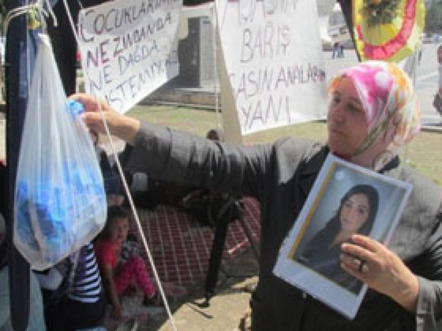 Eylemde ki Annelerden Anlamlı Kampanya