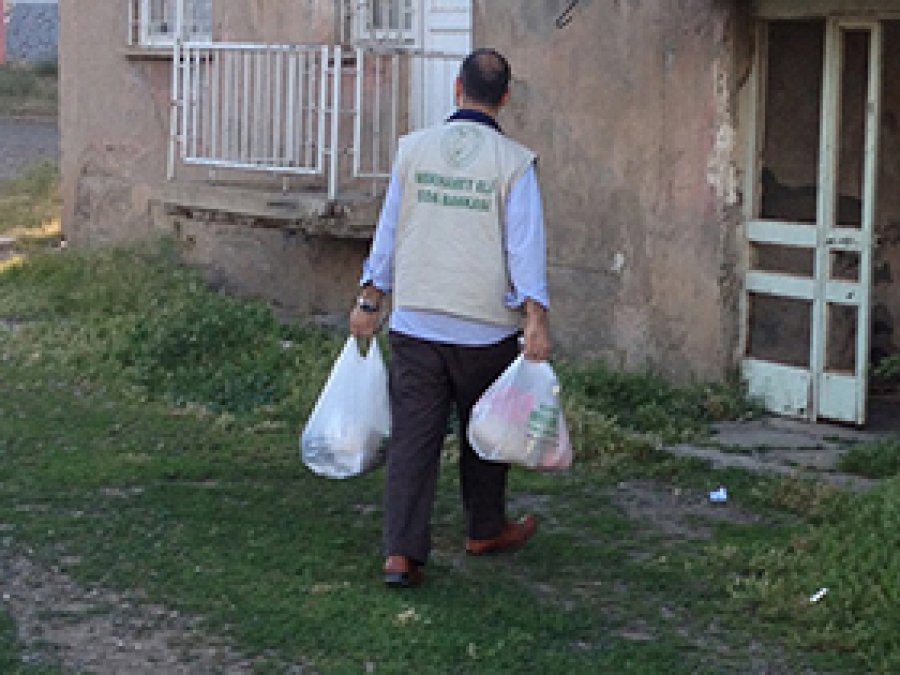 'Muhtaçlara 'Merhamet Eli' Olun' Çağrısı