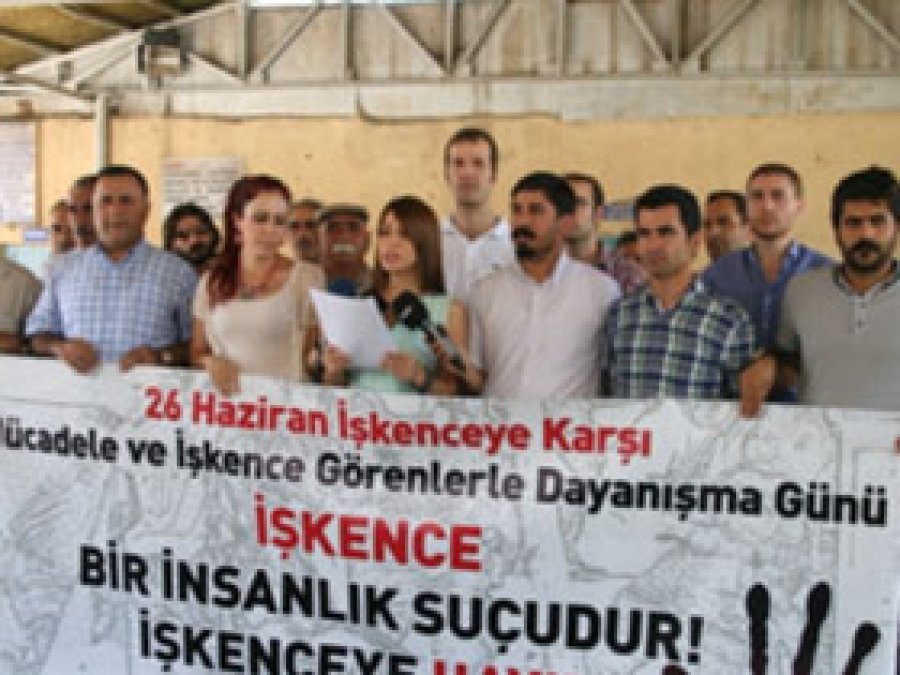 'Türkiye'de 11 Bin 977 Kişi İşkence Gördü'