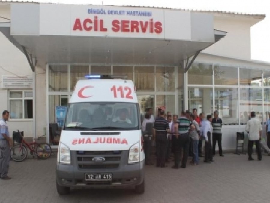 İnşaat İskelesi Çöktü: 4 İşçi Yaralandı