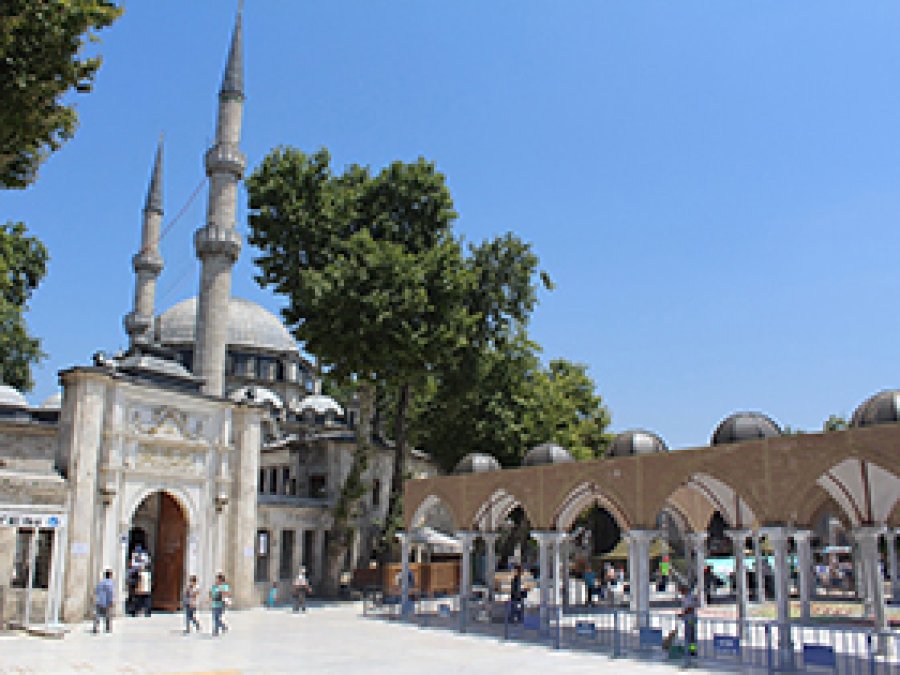 Osmanlının Siyasi Üssü; Eyüp Sultan Camii