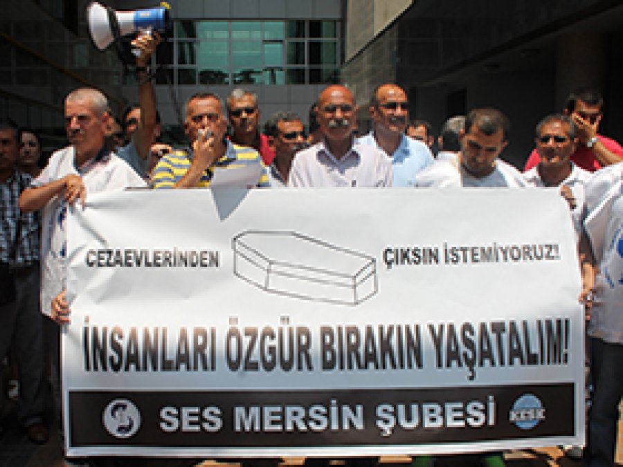 'Hasta Mahkûmlar Serbest Bırakılsın'