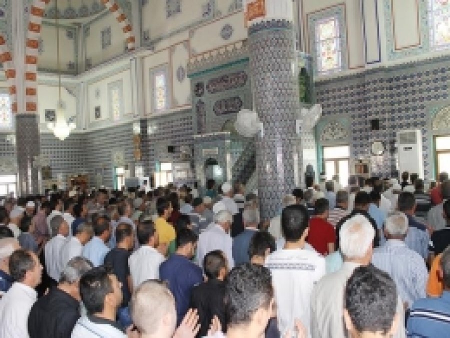 Gazze Şehitleri İçin Gıyabi Cenaze Namazı