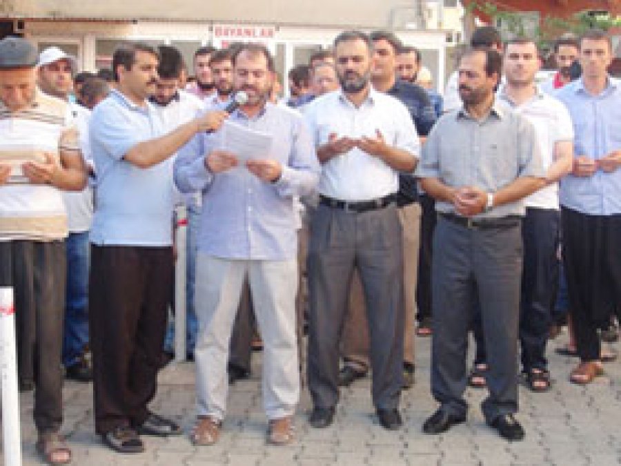 Çermik Halkı İsrail'in Saldırılarını Kınadı