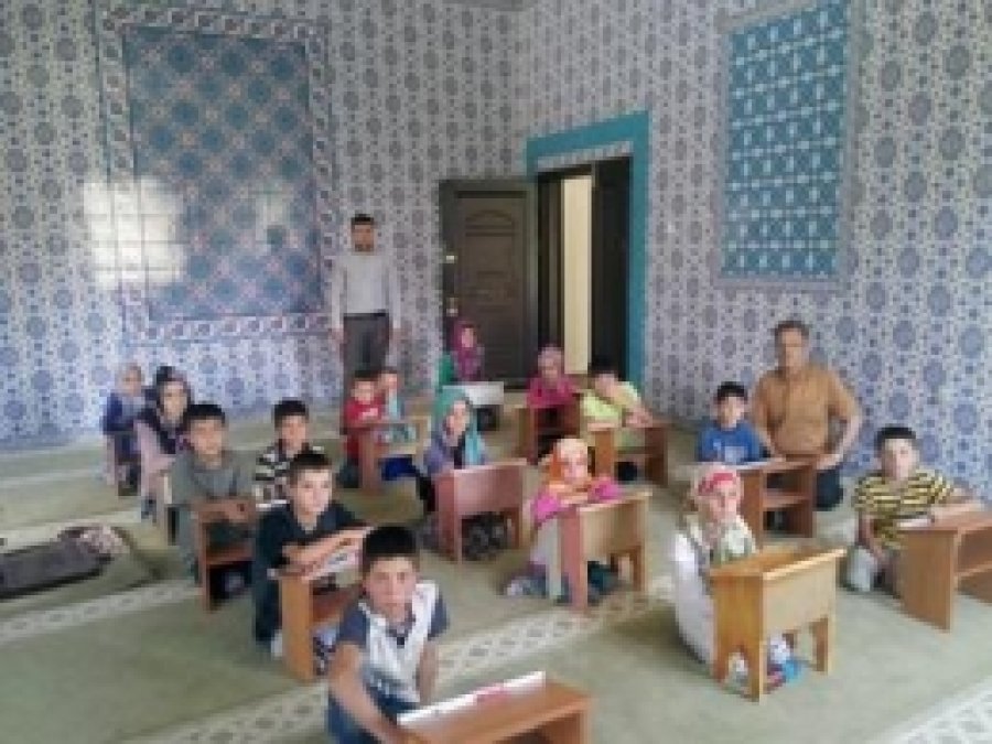 Yaz Kur'an Kursu Coşkusu Devam Ediyor      