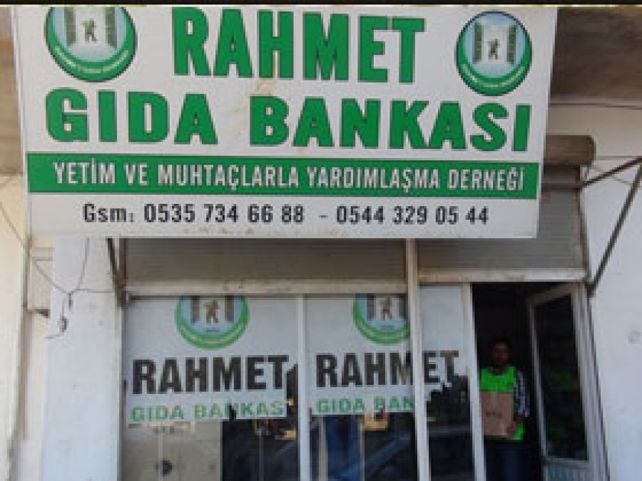 Yetimlerin Yüzündeki Tebessüm