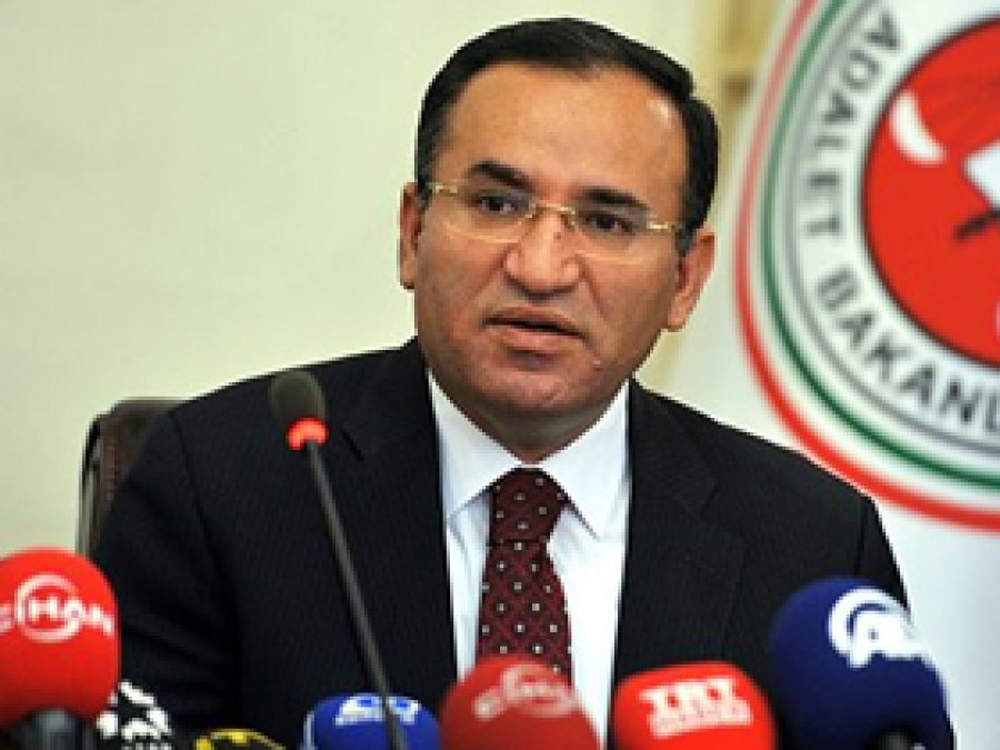 Bozdağ: 25 Bin Gardiyan Alınacak
