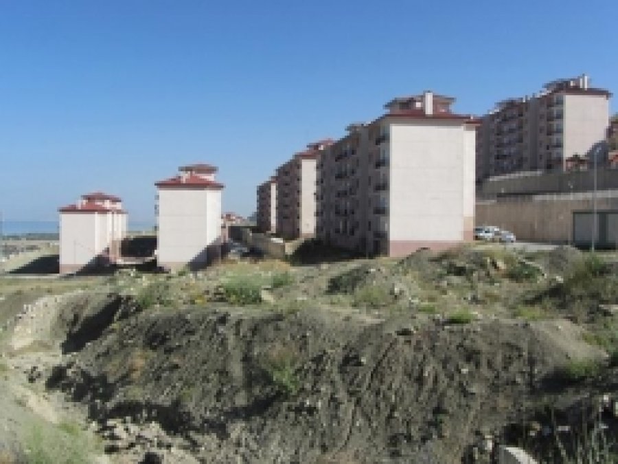 Van'da Memur-Sen TOKİ Sakinleri İsyan Etti