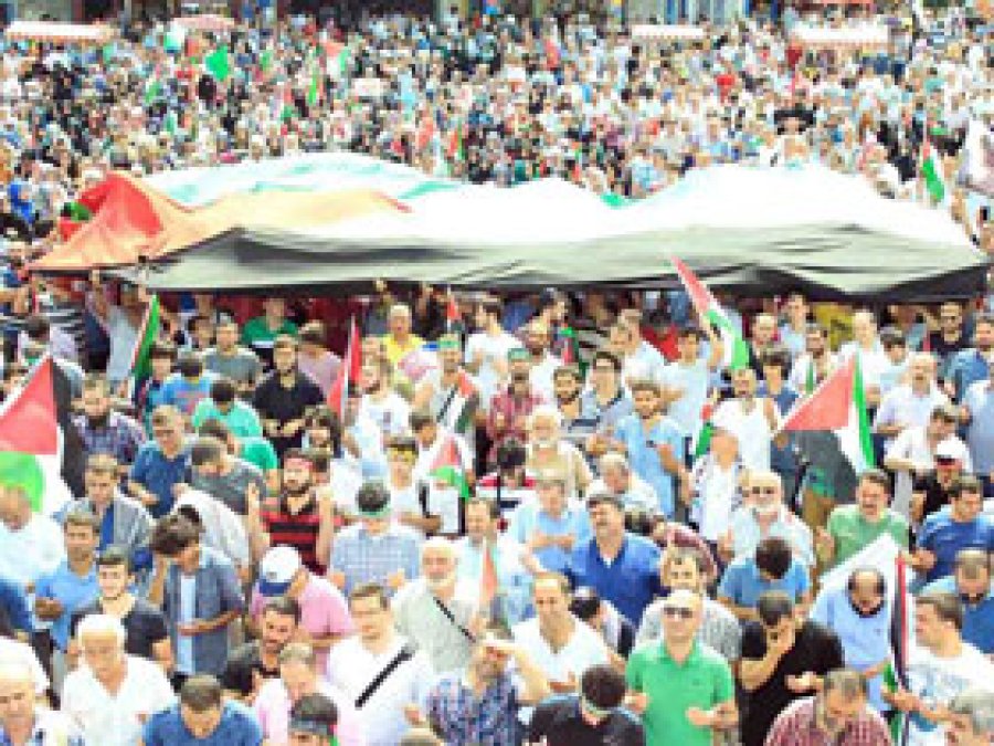 İstanbul'dan Çocuk Katili İsrail'e Lanet Yağdı