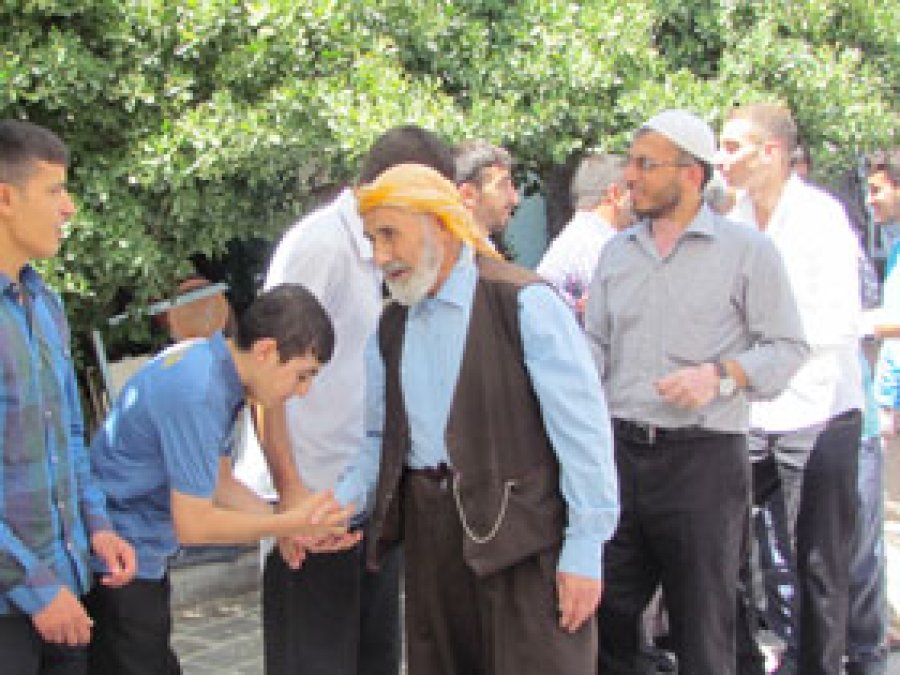 Siverek İkra-Der Halkla Bayramlaştı