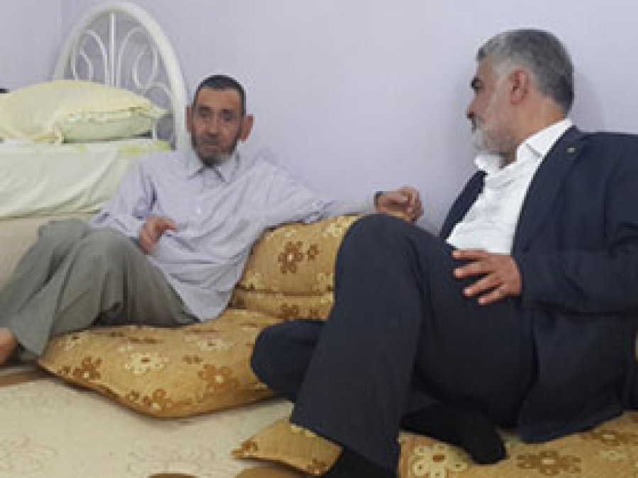 Yapıcıoğlu, Şehid ve Tutuklu Ailelerine Ziyaret